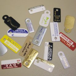 Etiqueta cartulina colgante